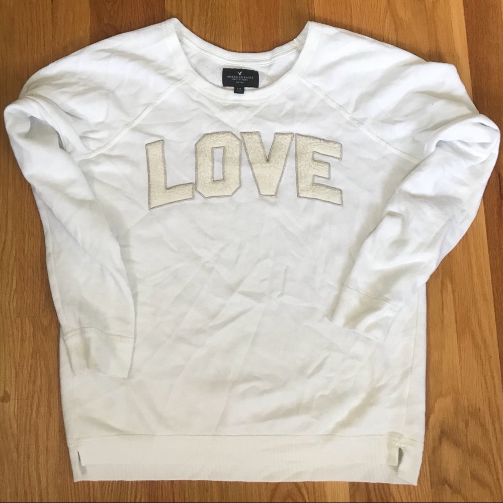 American Eagle fuzzy sweatshirt
